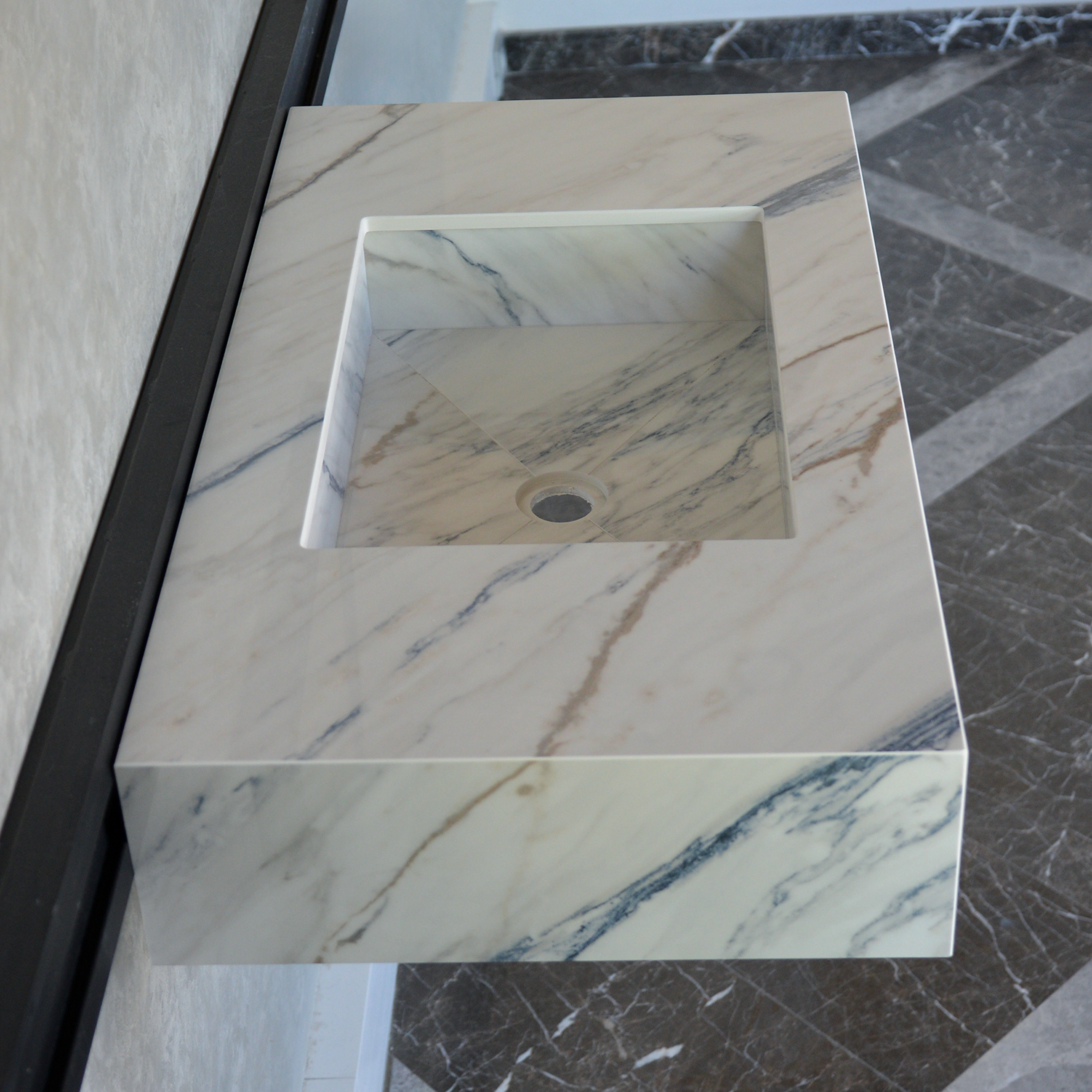 HANDCRAFTED DEKTON ONIRIKA TRANCE ENGINEERED PORCELAIN SINK (ES-035)