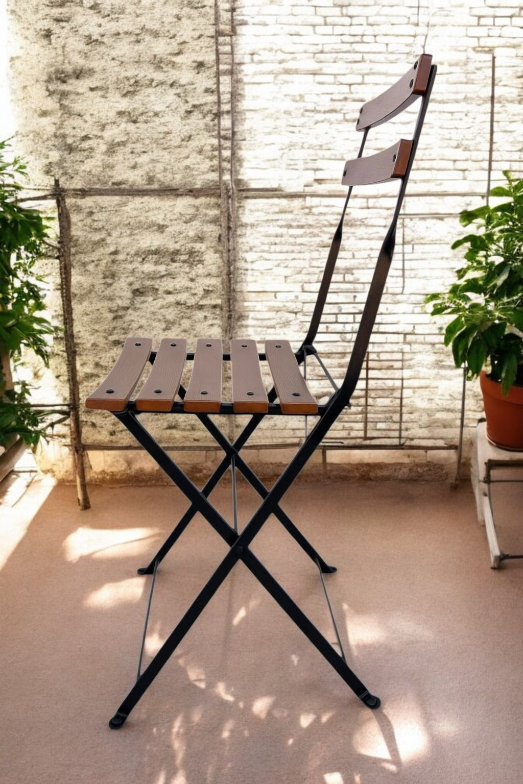 DemarForge Folding Chair 5508 - Stackable - European Chestnut Wood Clear Coated Slats (Set of 2)