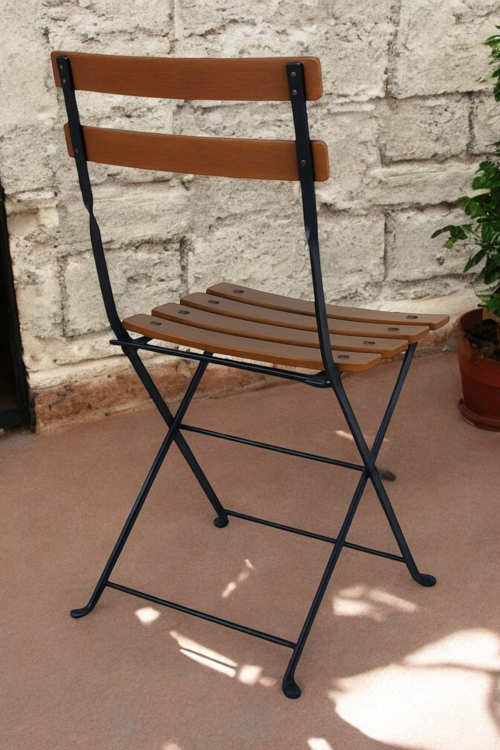 DemarForge Folding Chair 5508 - Stackable - European Chestnut Wood Clear Coated Slats (Set of 2)